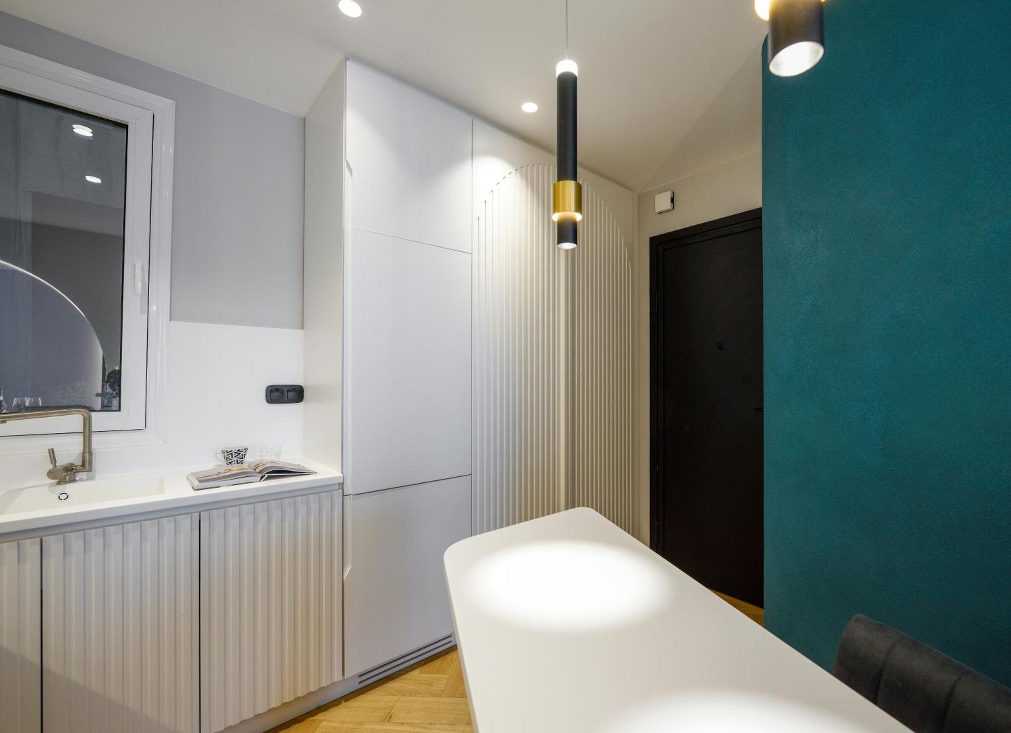 King Apartment Thessaloniki By Luxlikehome 외부 사진